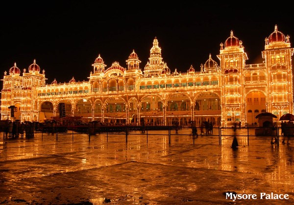 Mysore Palace, Mysore - Karthi Travels® | Vellore - Bangalore, Mysore & Coorg tour