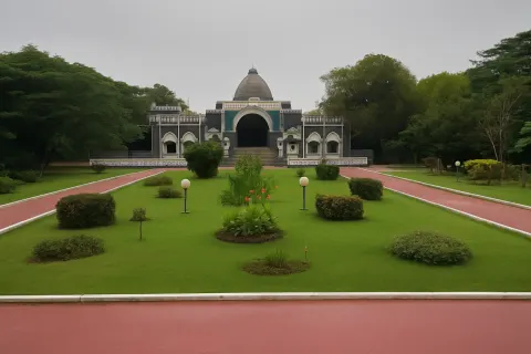 Plan your trip to Valluvar Kottam in Chennai with Karthi Travels® - View 4