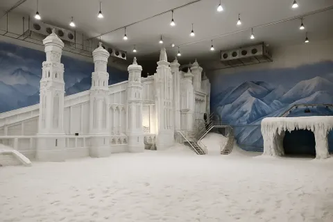 Plan your trip to VGP Snow Kingdom in Chennai with Karthi Travels® - View 2