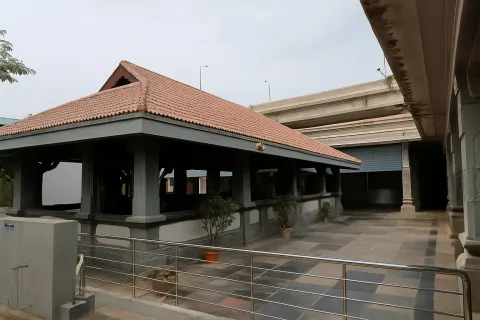 Plan your trip to Arulmigu Eachanari Vinayagar Temple in Coimbatore with Karthi Travels® - View 3