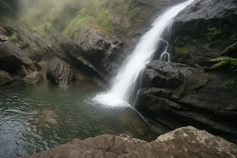 Plan your trip to Iruppu Falls in Coorg with Karthi Travels® - View 4