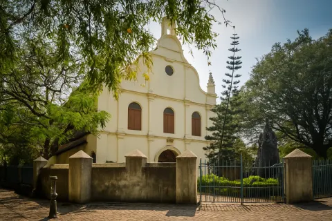 Plan your trip to St. Francis CSI Church in Kochi with Karthi Travels® - View 4