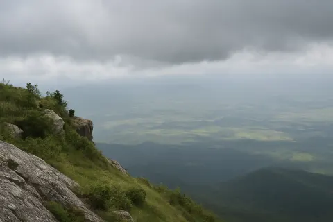 Plan your trip to Maharaja Mettu in Megamalai with Karthi Travels® - View 3