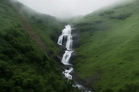 Plan your trip to Palozhukum Para Waterfalls in Vagamon with Karthi Travels® - View 4