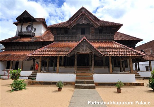Padmanabhapuram Palace, Kanyakumari - Karthi Travels | Arcot - Kanyakumari Tour