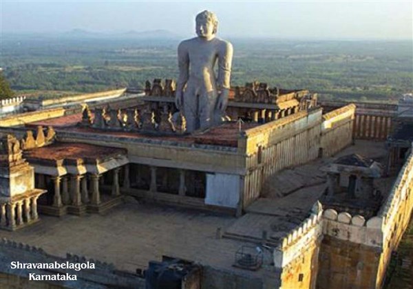 Bahubali Gomateshwara Temple, Shravanabelagola - Karthi Travels | Vaniyambadi - Karnataka Temples Tour